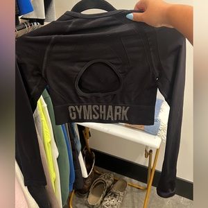 black long sleeve gymshark top